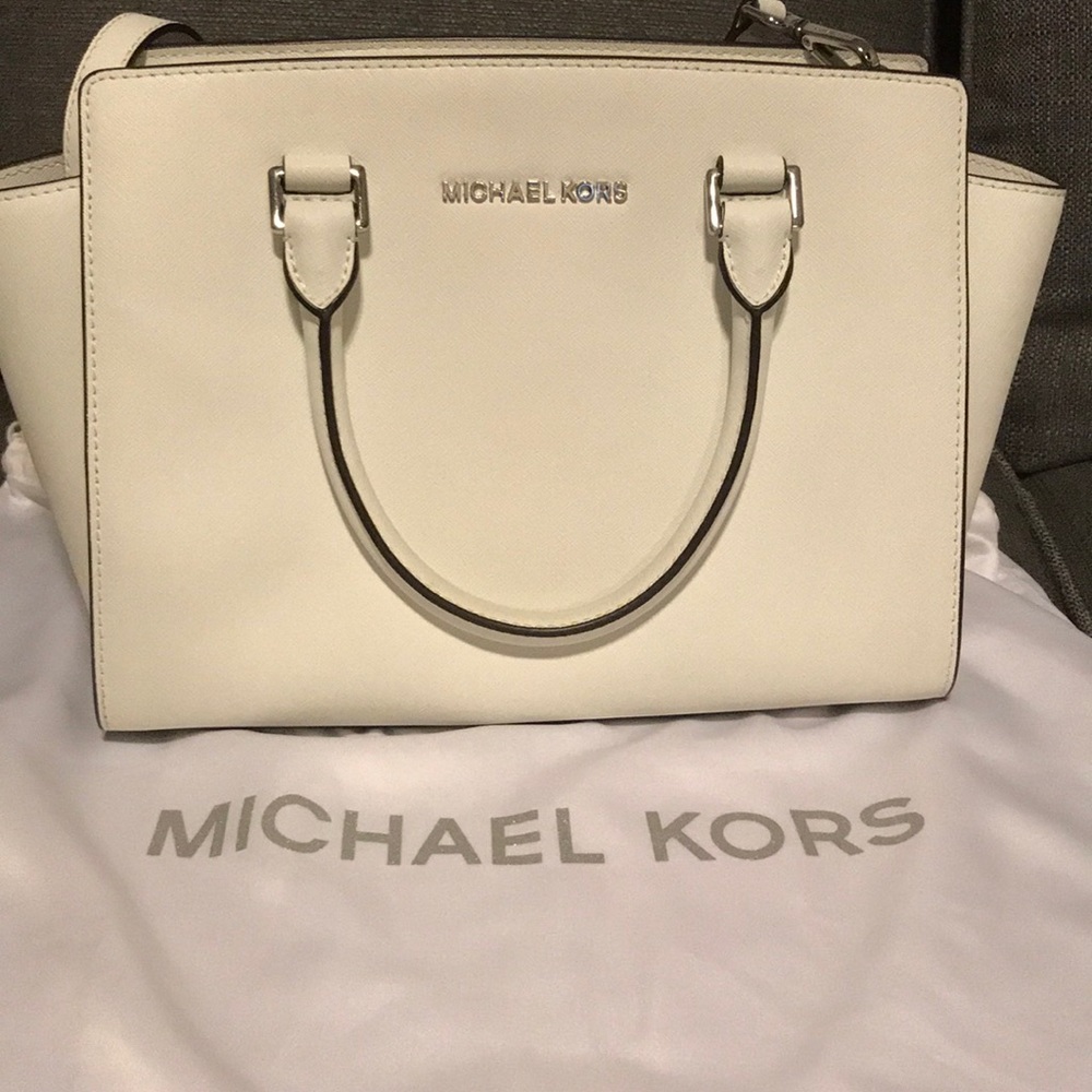 Michael kors purse
